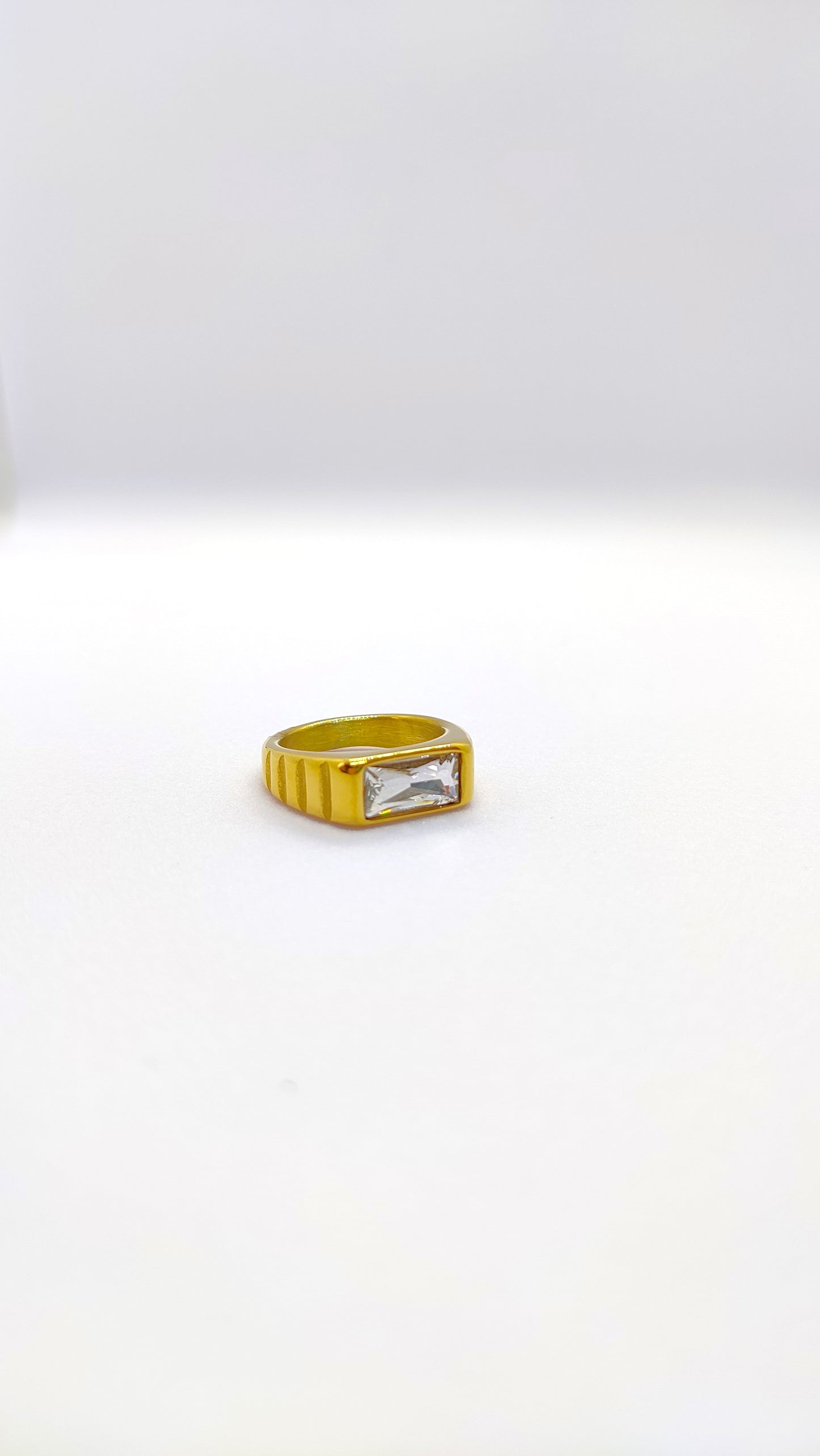 Myra Ring