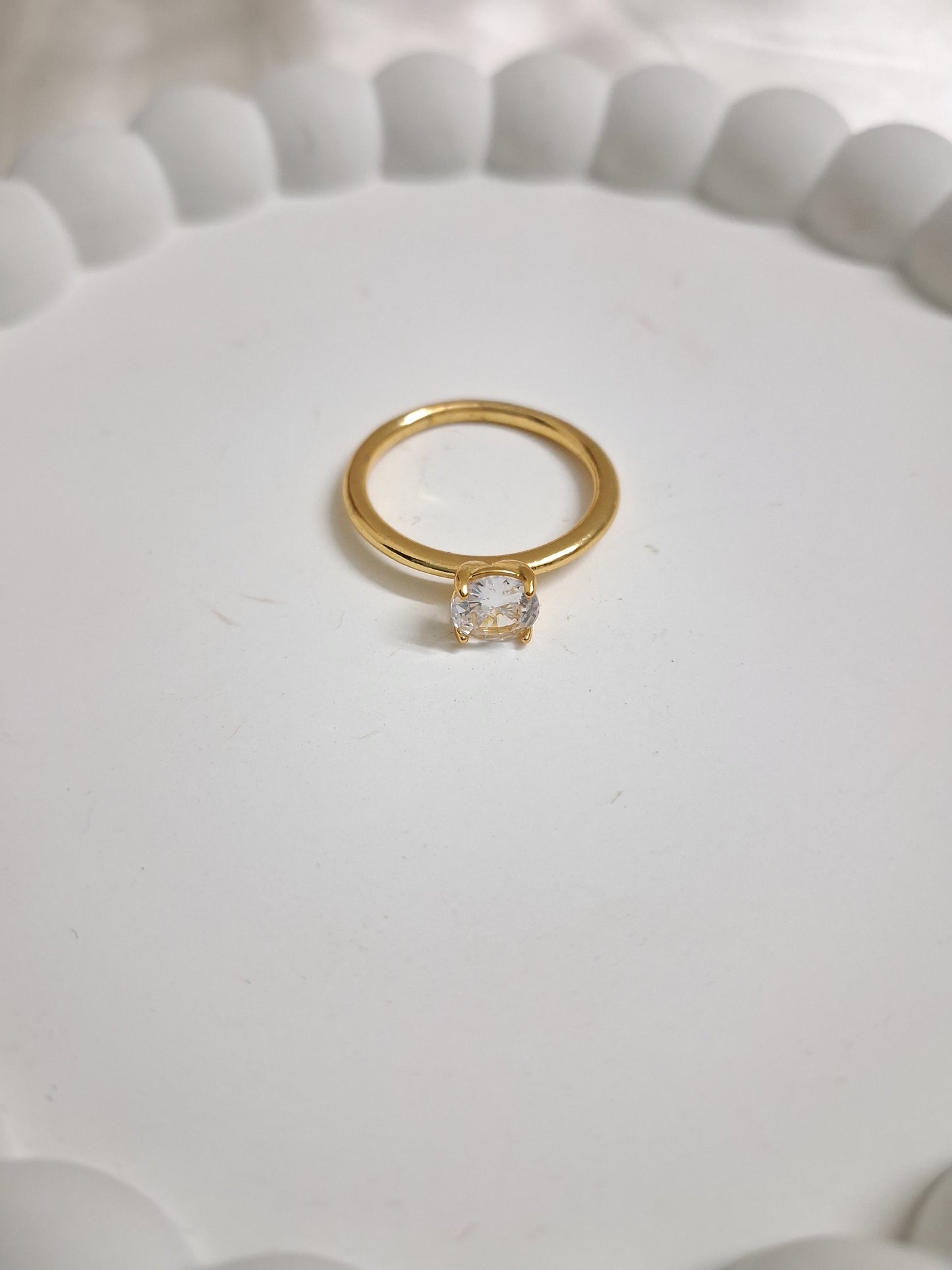 Single Stoned Ring