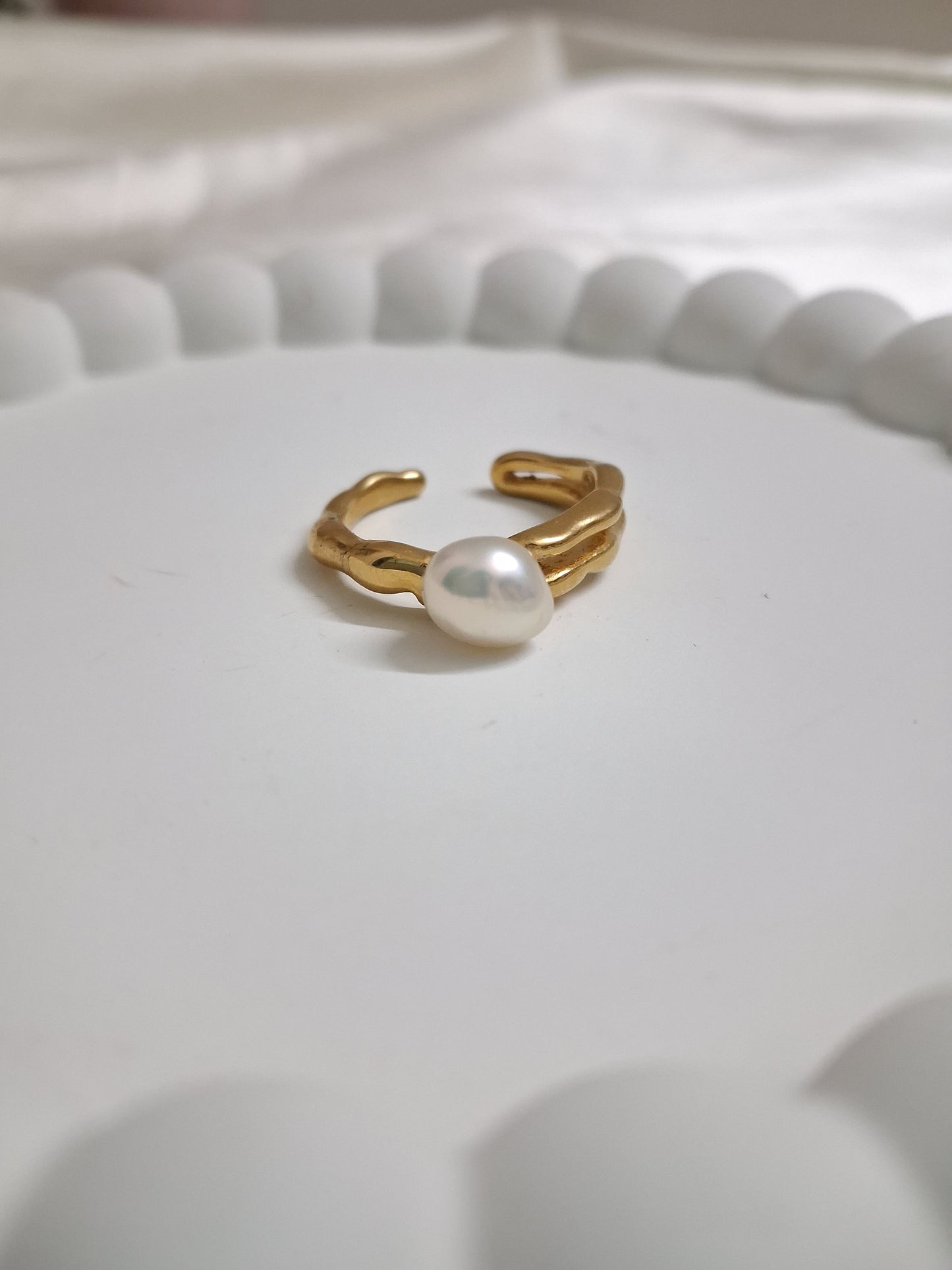 Small Pearl Ring