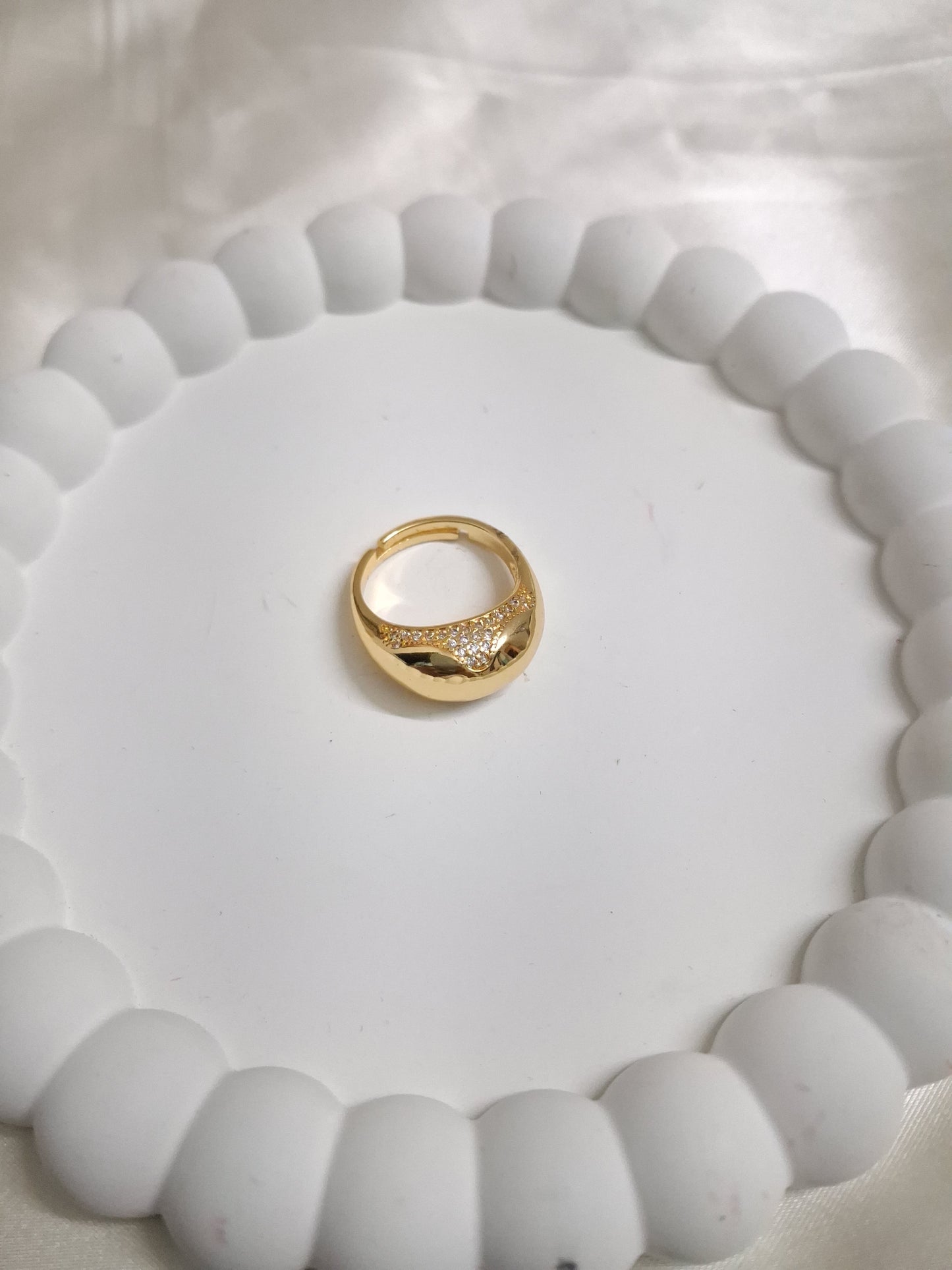Solid Oval Ring