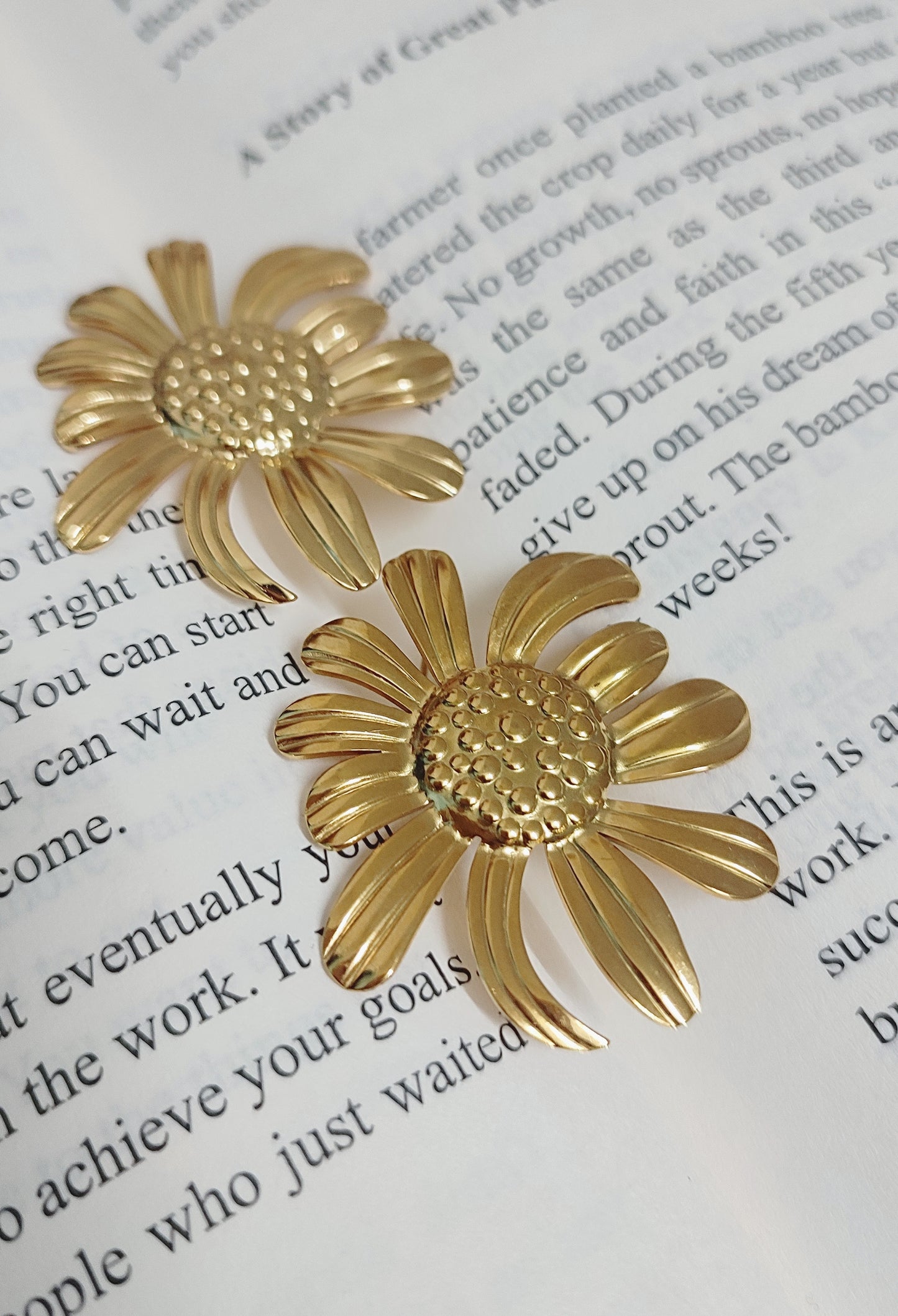 Sunflower Stud