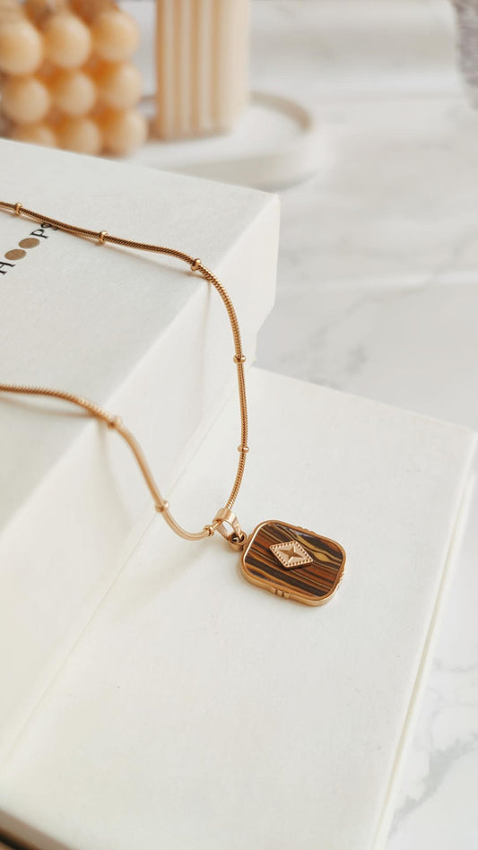 Diamond Wooden Chain
