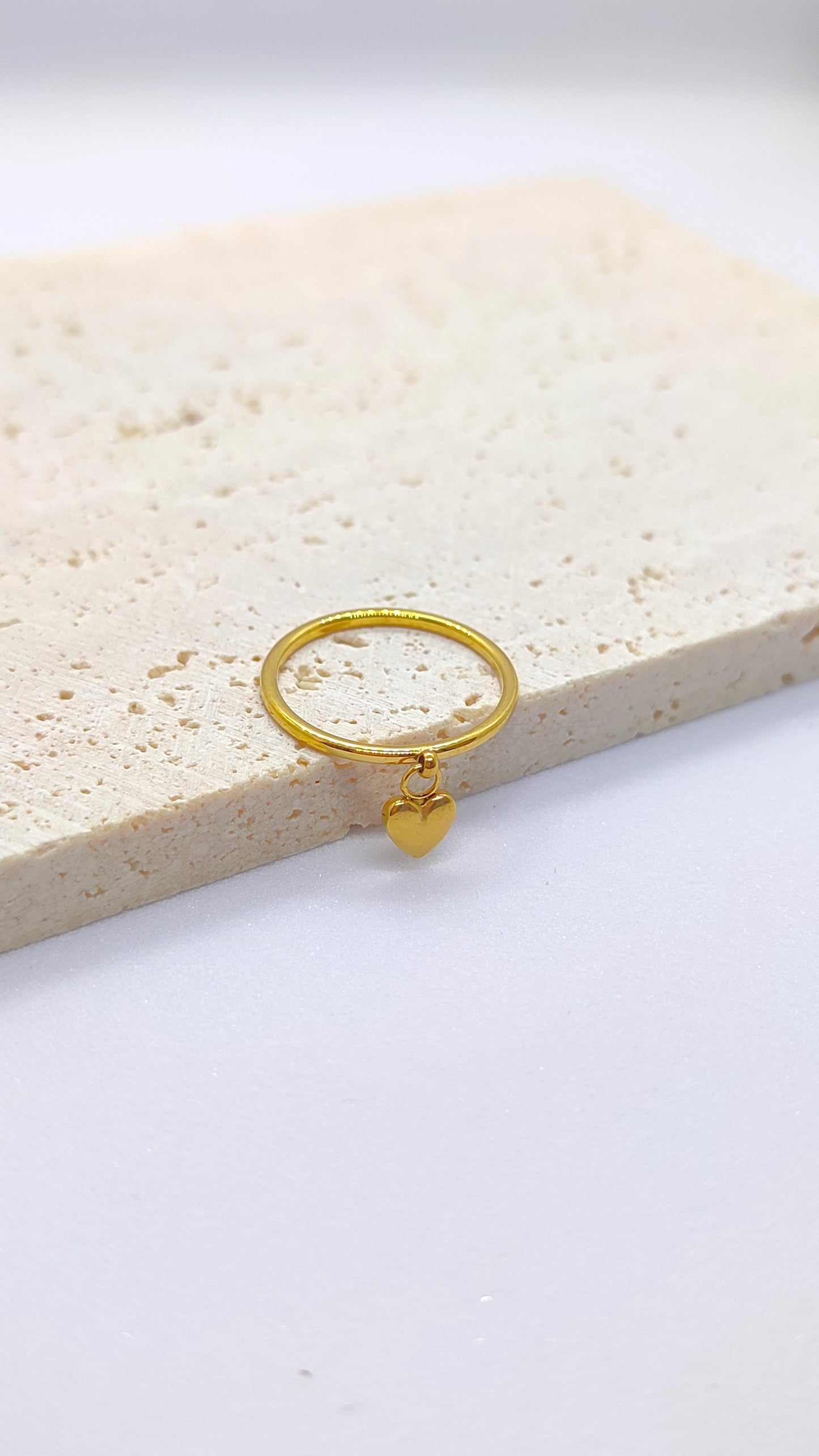 Dainty Heart Ring