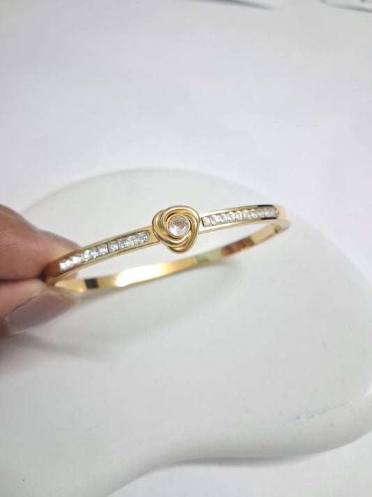 Heart Knot Bracelet
