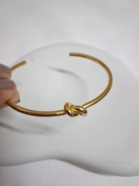 Knot Bracelet