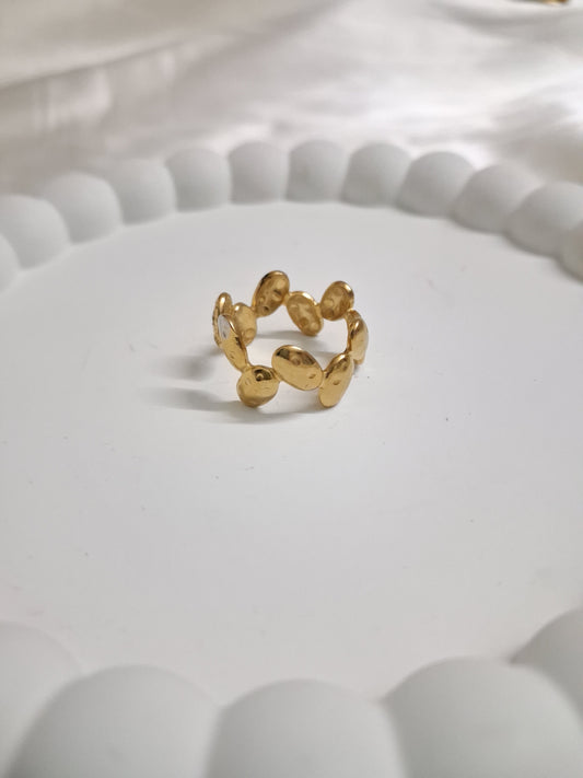 Connected Oval Ring