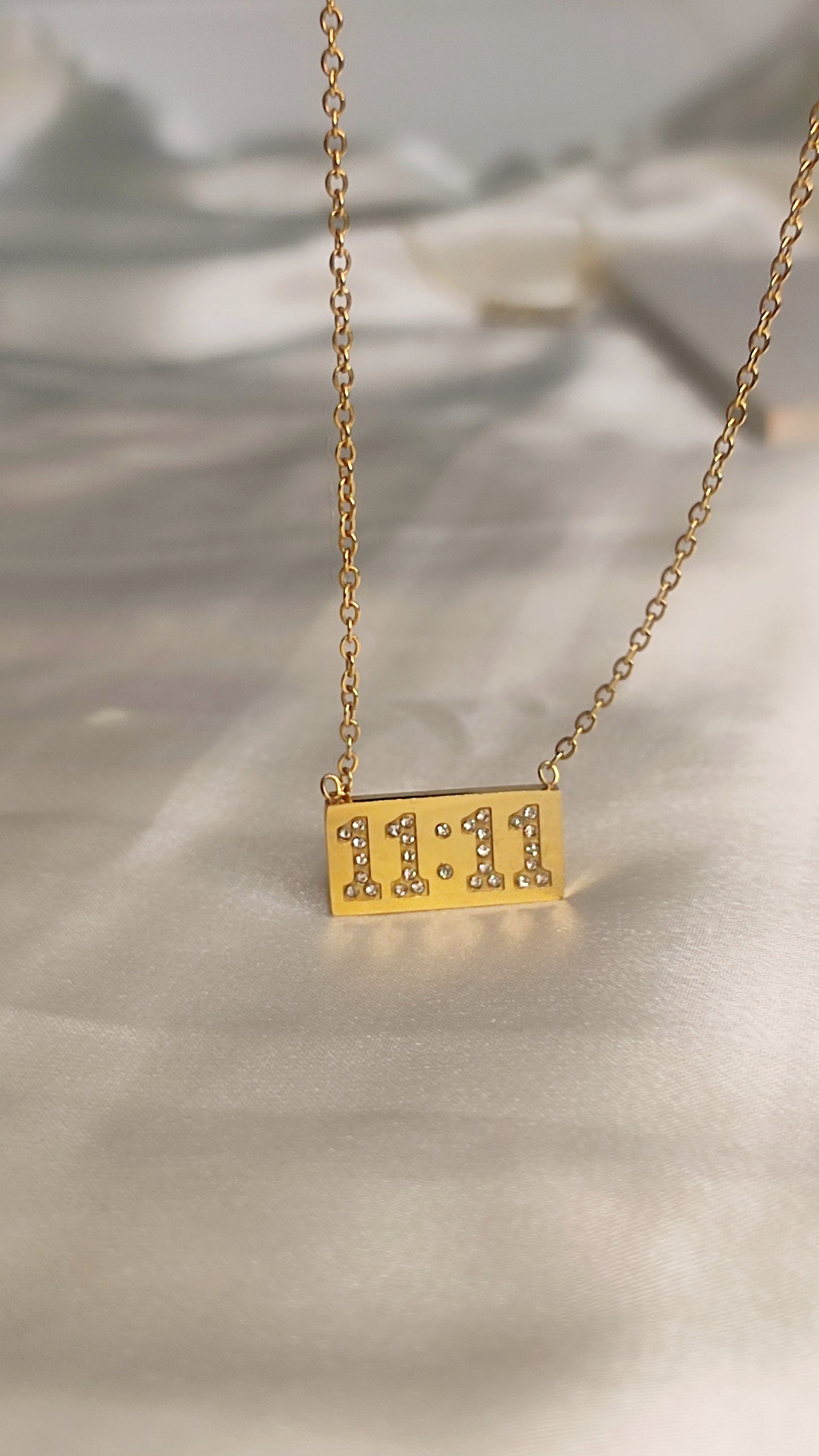 11:11 Stoned Chain
