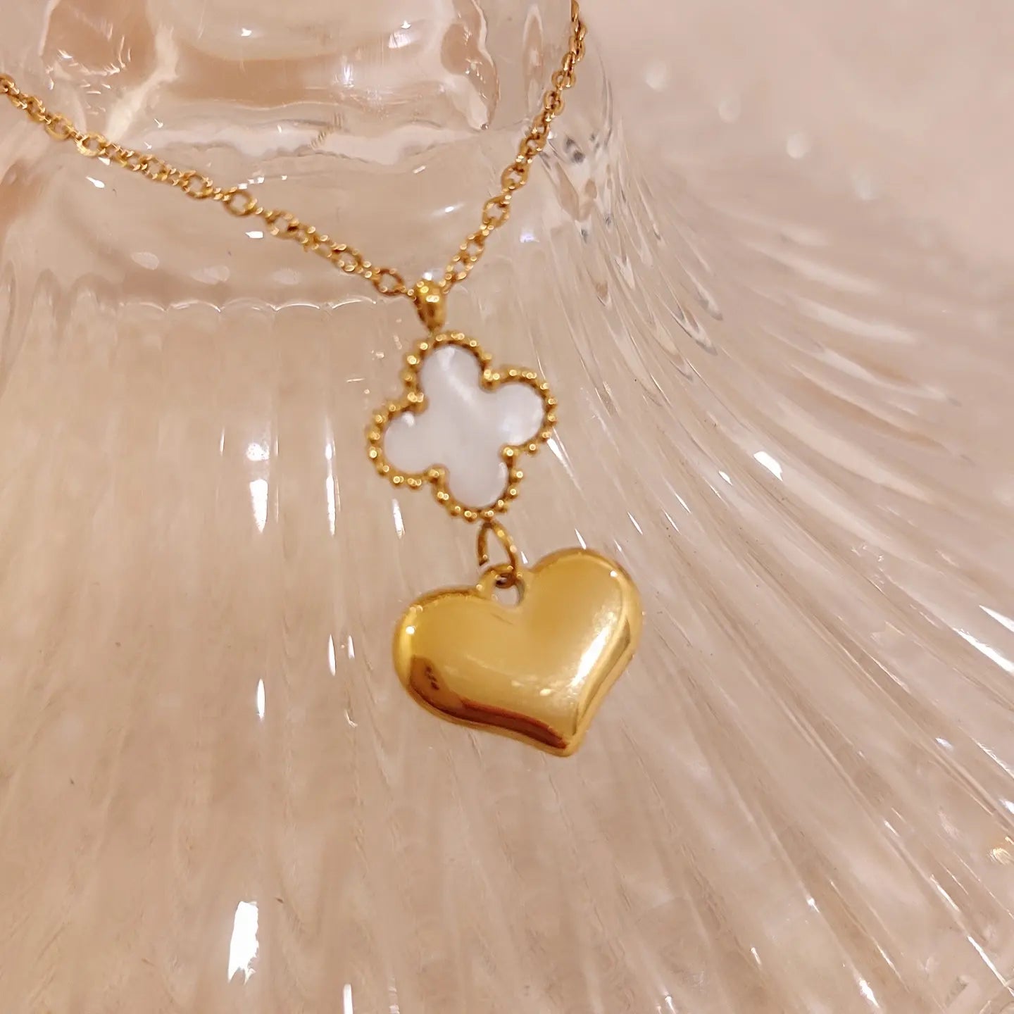 White Clover & Heart Combo