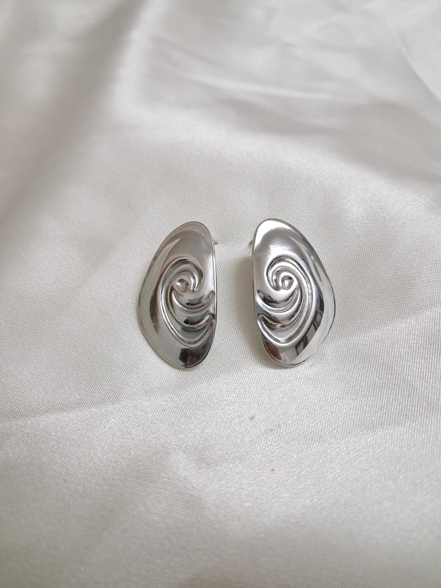 Shell - Silver