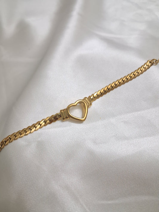 Hollow Heart Chain Bracelet